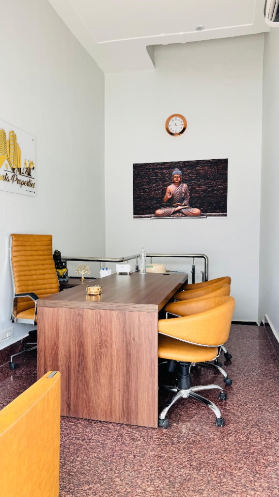 Consultation desk